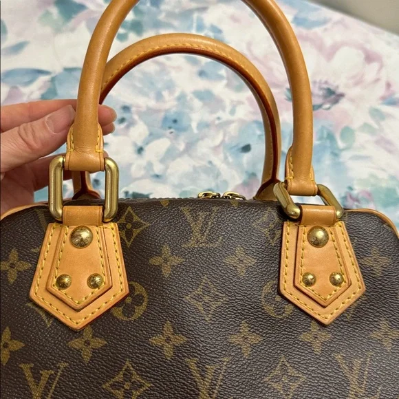 Authentic Louis Vuitton Manhattan PM Brown and Gold Monogram Satchel - Picture 13 of 16